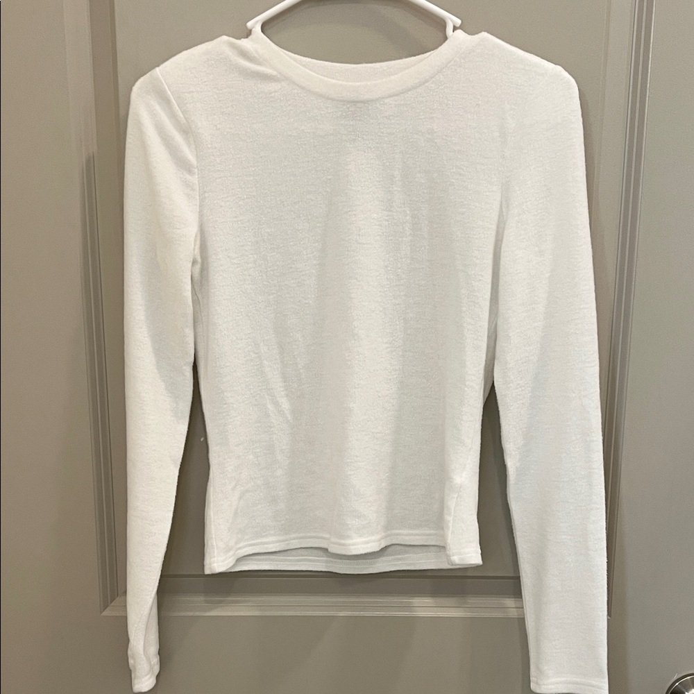 Divided Classic White Long Sleeve Top